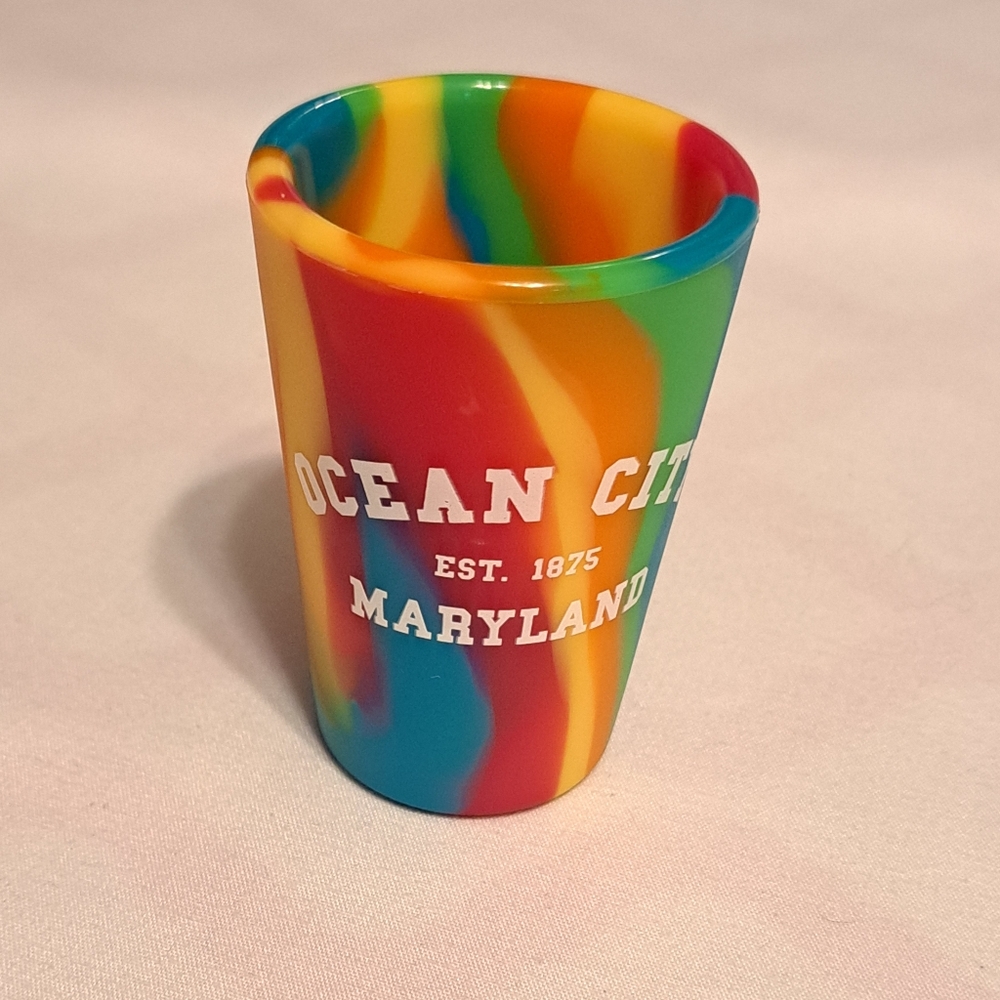 Shot Glass SiliPINT Silicone Ocean City Rainbow 🌈 😍